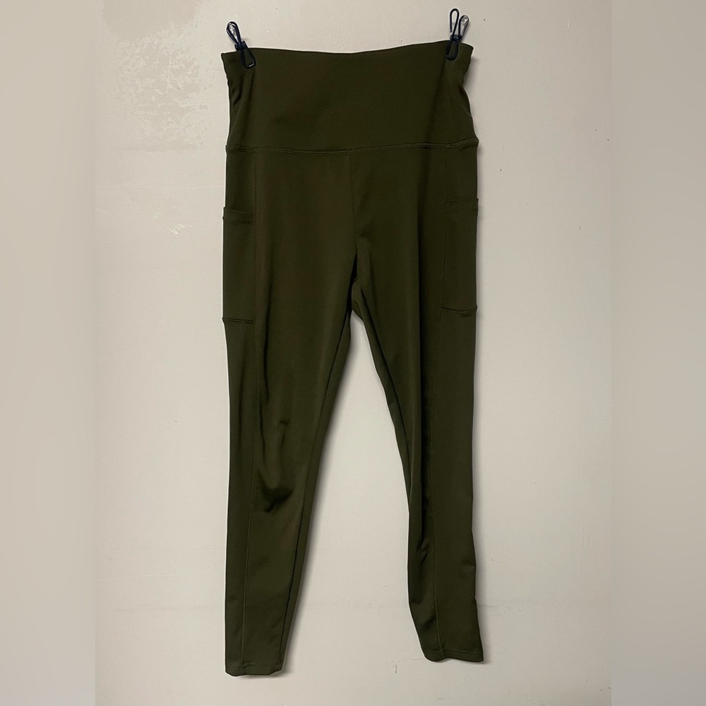 Athletic leggings